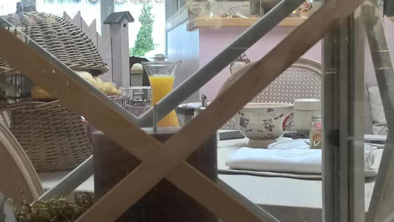 B&B Delices De Rose Ieper Exteriör bild