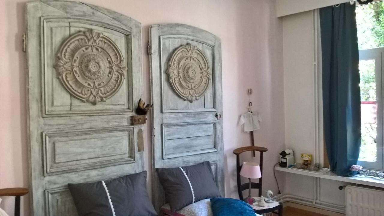 B&B Delices De Rose Ieper Exteriör bild